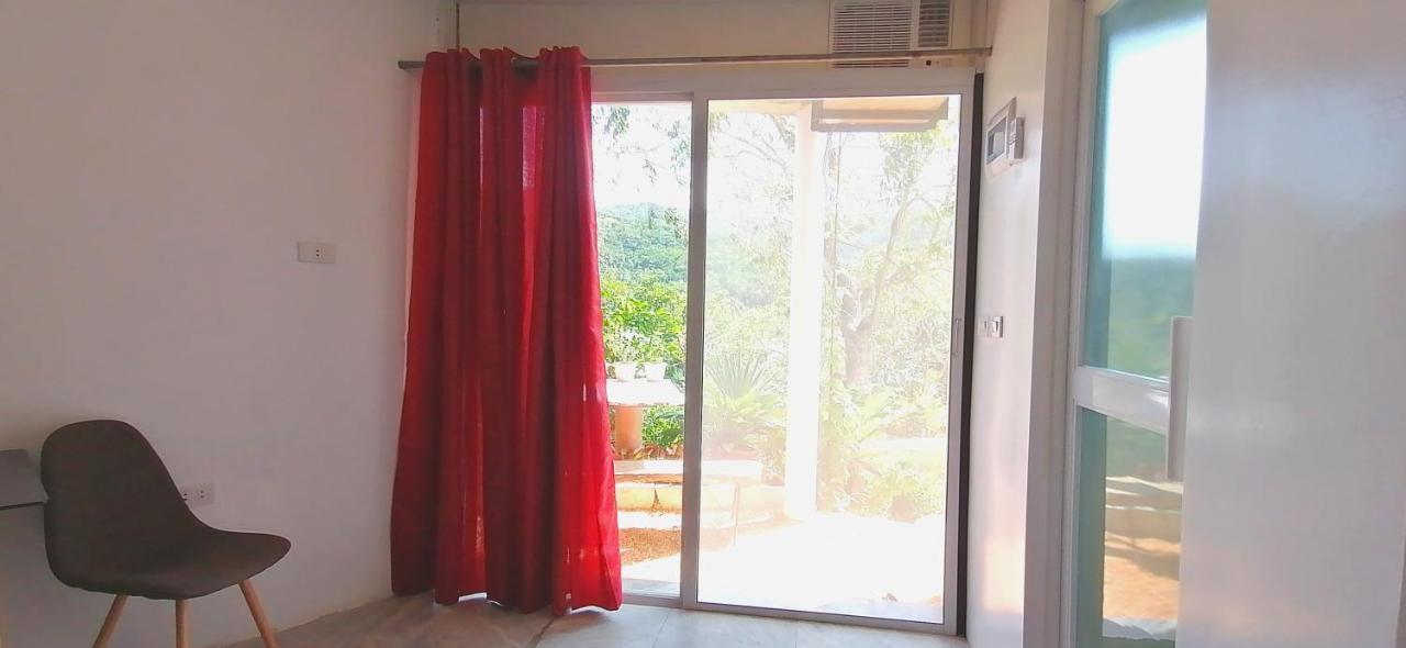 Bed and Breakfast Lonos Circle Private Garden Romblon Exteriér fotografie