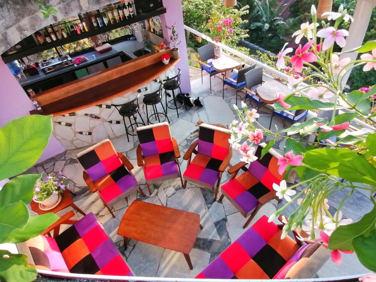 Bed and Breakfast Lonos Circle Private Garden Romblon Exteriér fotografie