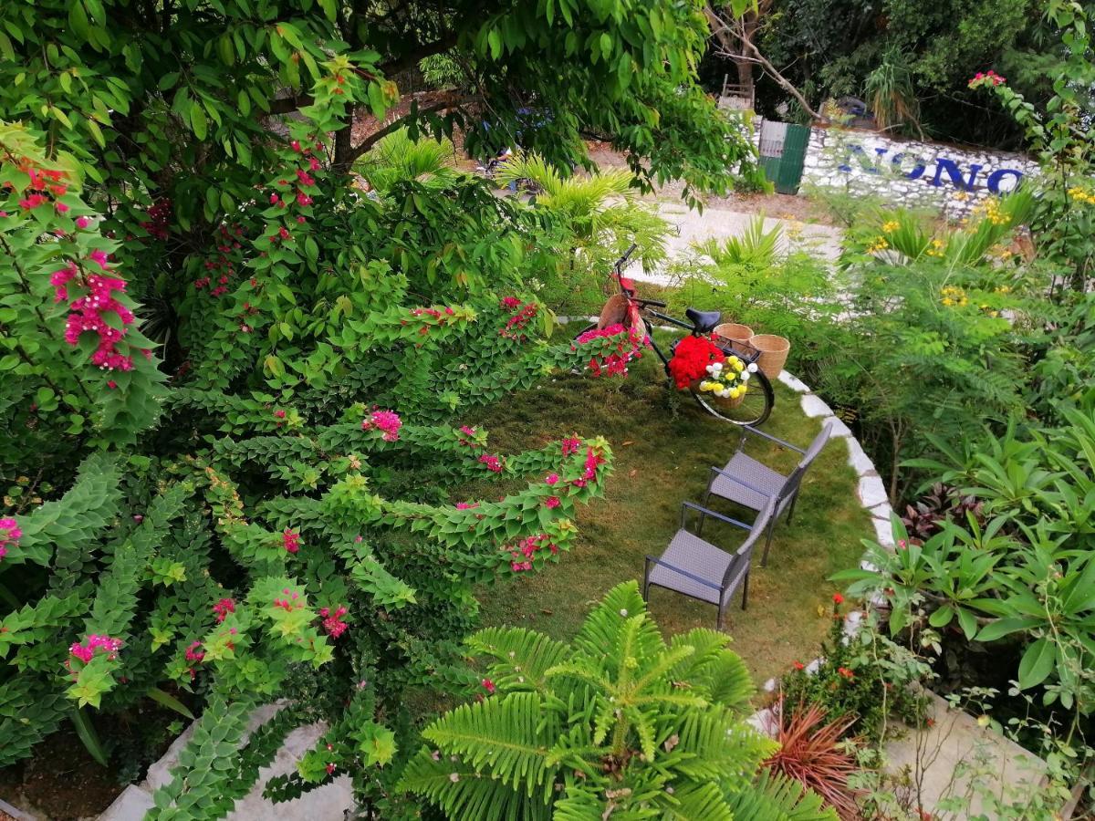 Bed and Breakfast Lonos Circle Private Garden Romblon Exteriér fotografie